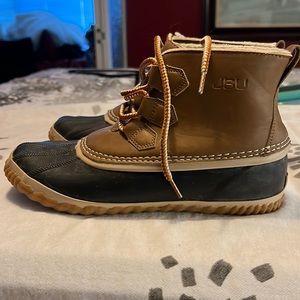 JBU men’s 8.5 boots